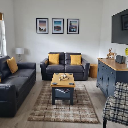 Apartmán 1 Golf Mews Ballater Exteriér fotografie